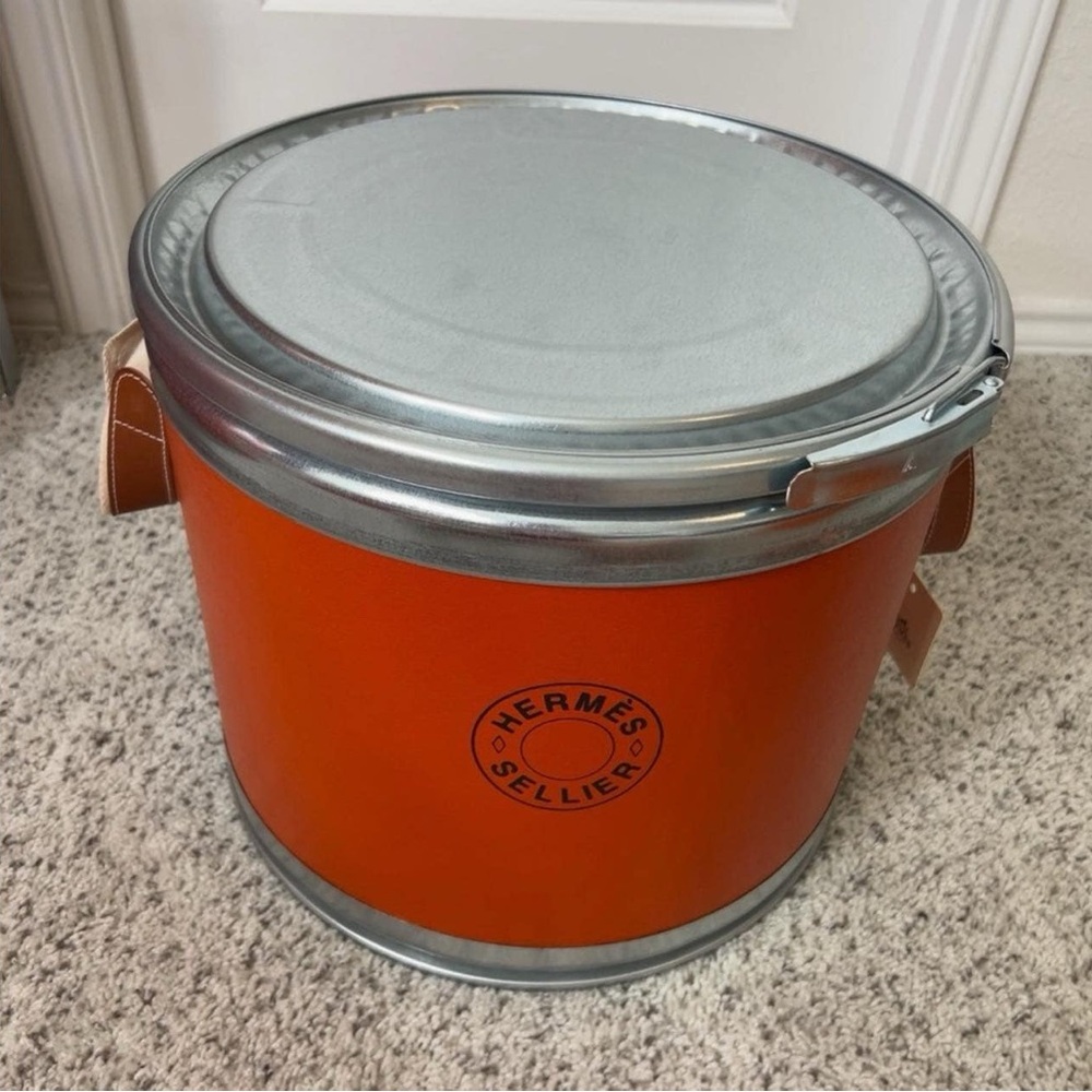 hermes small box container